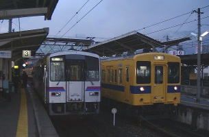 �������{���w