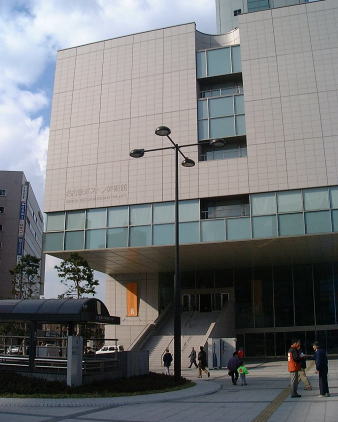 ���É��{�X�g�����p��