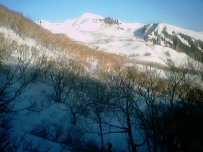 �O�c������̉ΑŎR